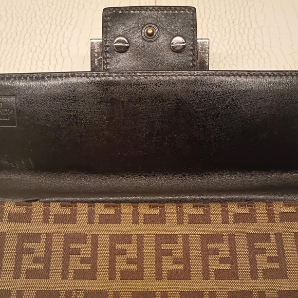 💋Fendi Zucca Canvas Continental Wallet Pre-loved - Picture 5 of 11